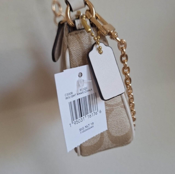 NWT Coach Nolita 19 In Signature Canvas c3308 + Free Camellia Chain - Picture 6 of 8